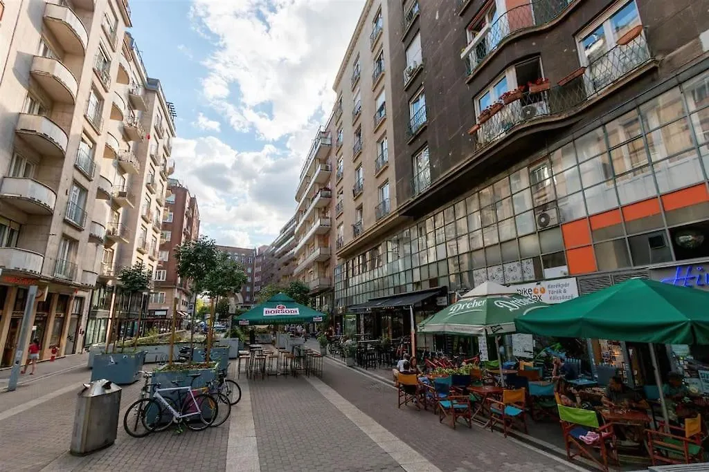 Madach Luxory Apartman Budapest 0*,